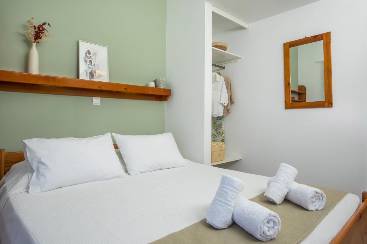 Margaritas Apartments Symi Bagian luar foto