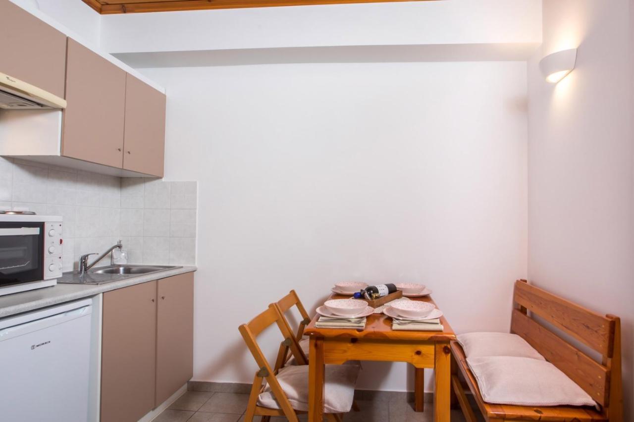 Margaritas Apartments Symi Bagian luar foto