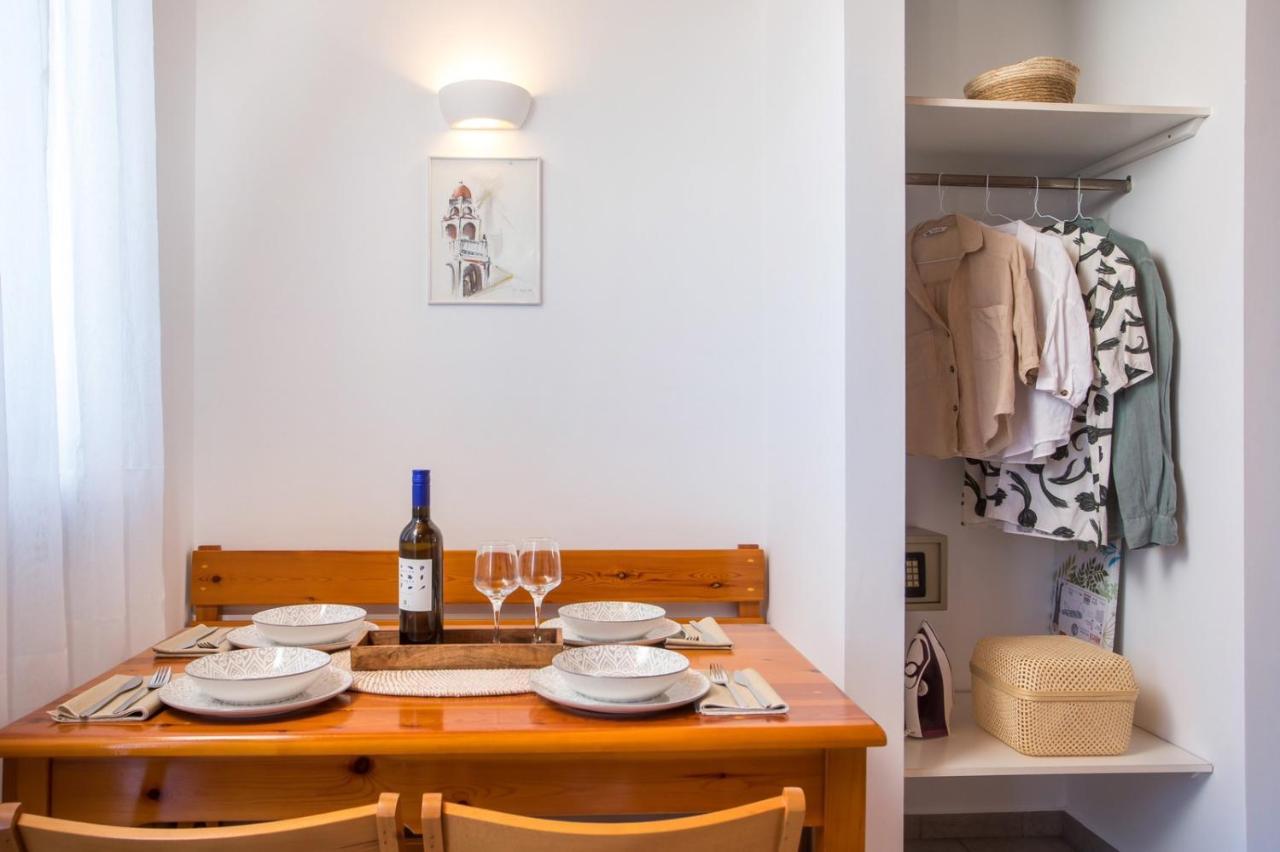 Margaritas Apartments Symi Bagian luar foto