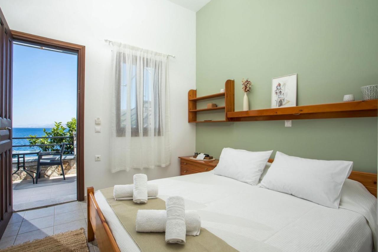 Margaritas Apartments Symi Bagian luar foto