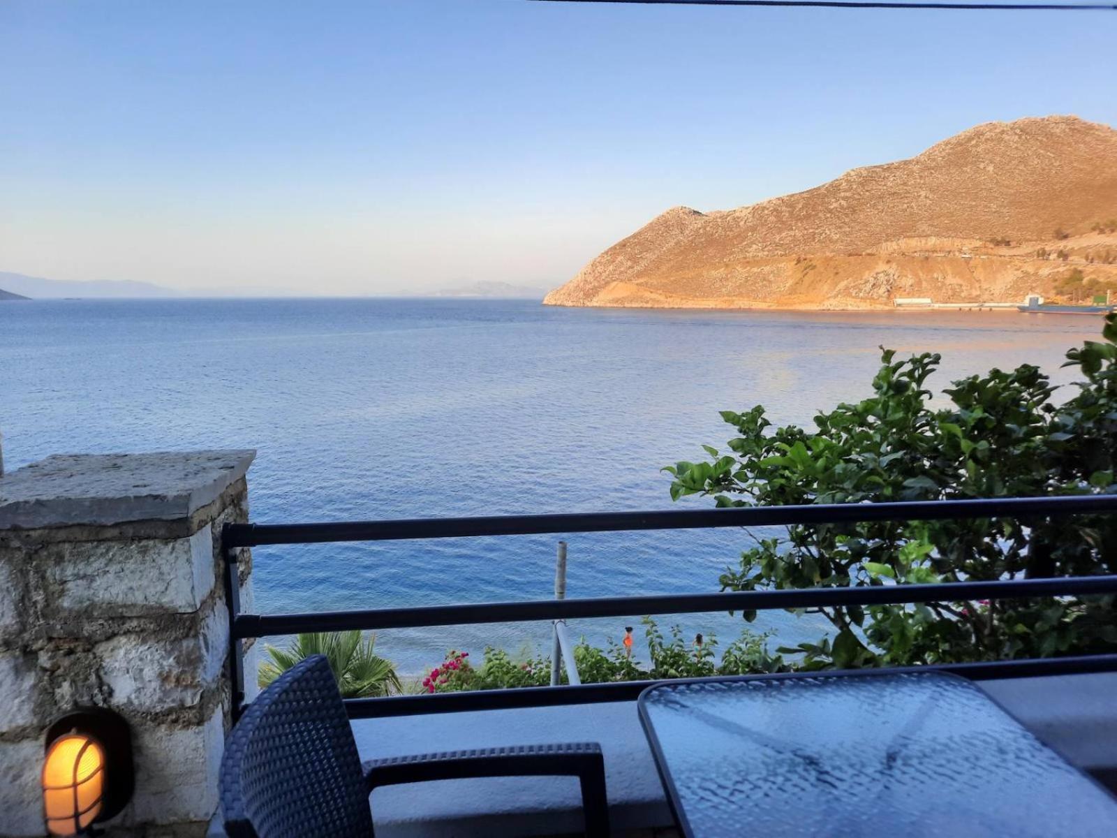 Margaritas Apartments Symi Bagian luar foto