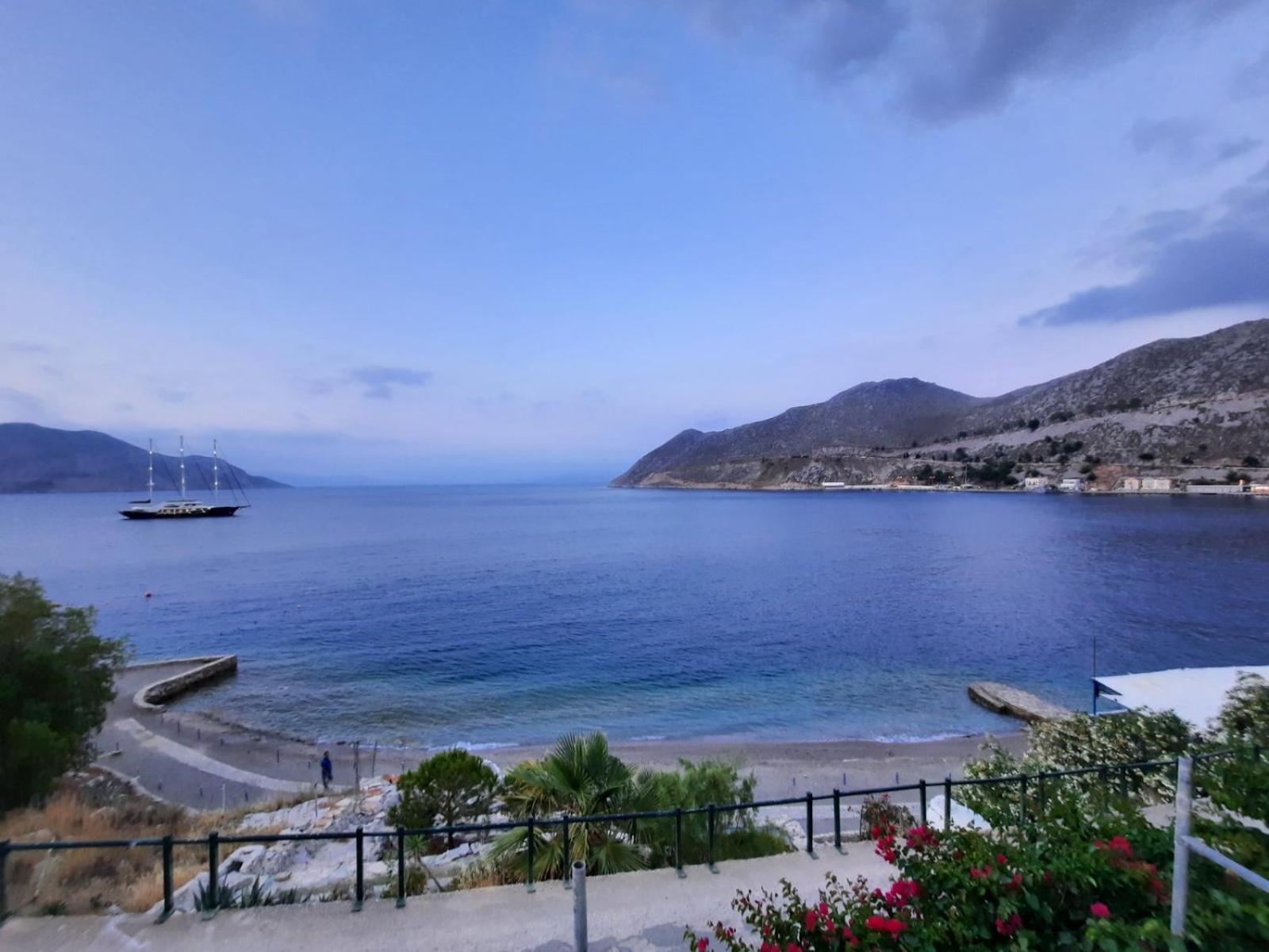 Margaritas Apartments Symi Bagian luar foto