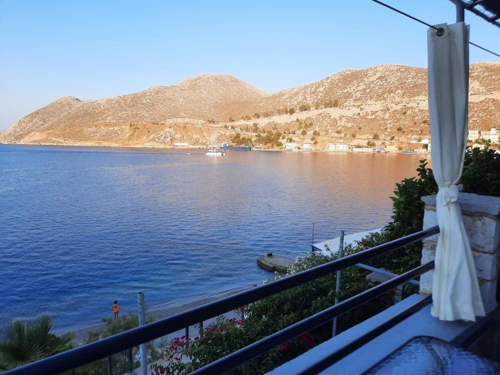 Margaritas Apartments Symi Bagian luar foto