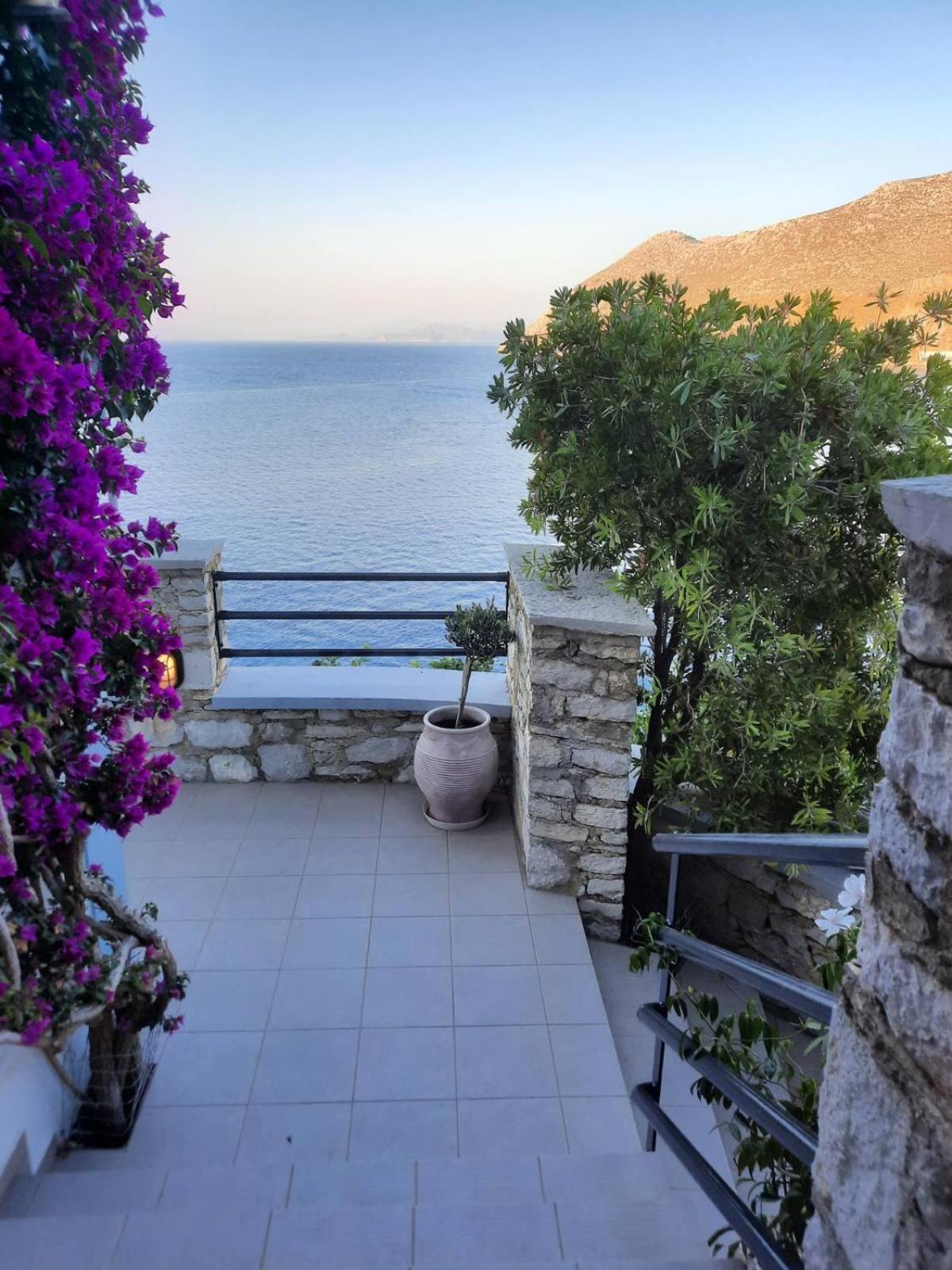 Margaritas Apartments Symi Bagian luar foto
